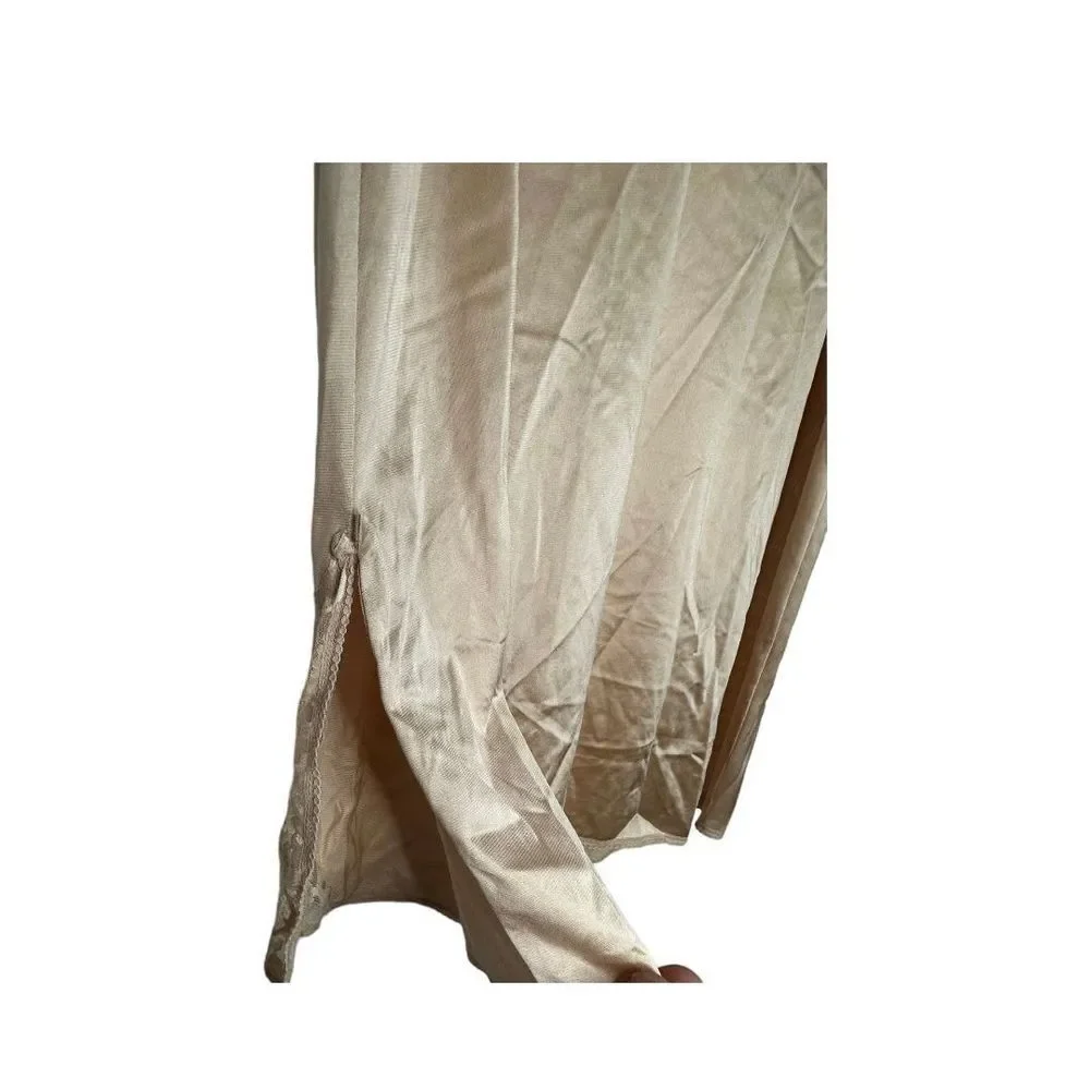 Vintage ILGWU JC‎ Penney Nylon Slip - Picture 5 of 8